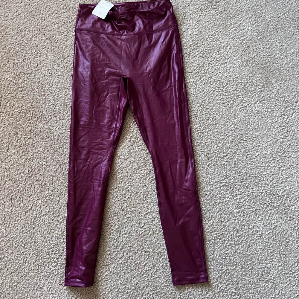 Fabletics Khloe Edit anywhere 365+ shine high waisted leggings